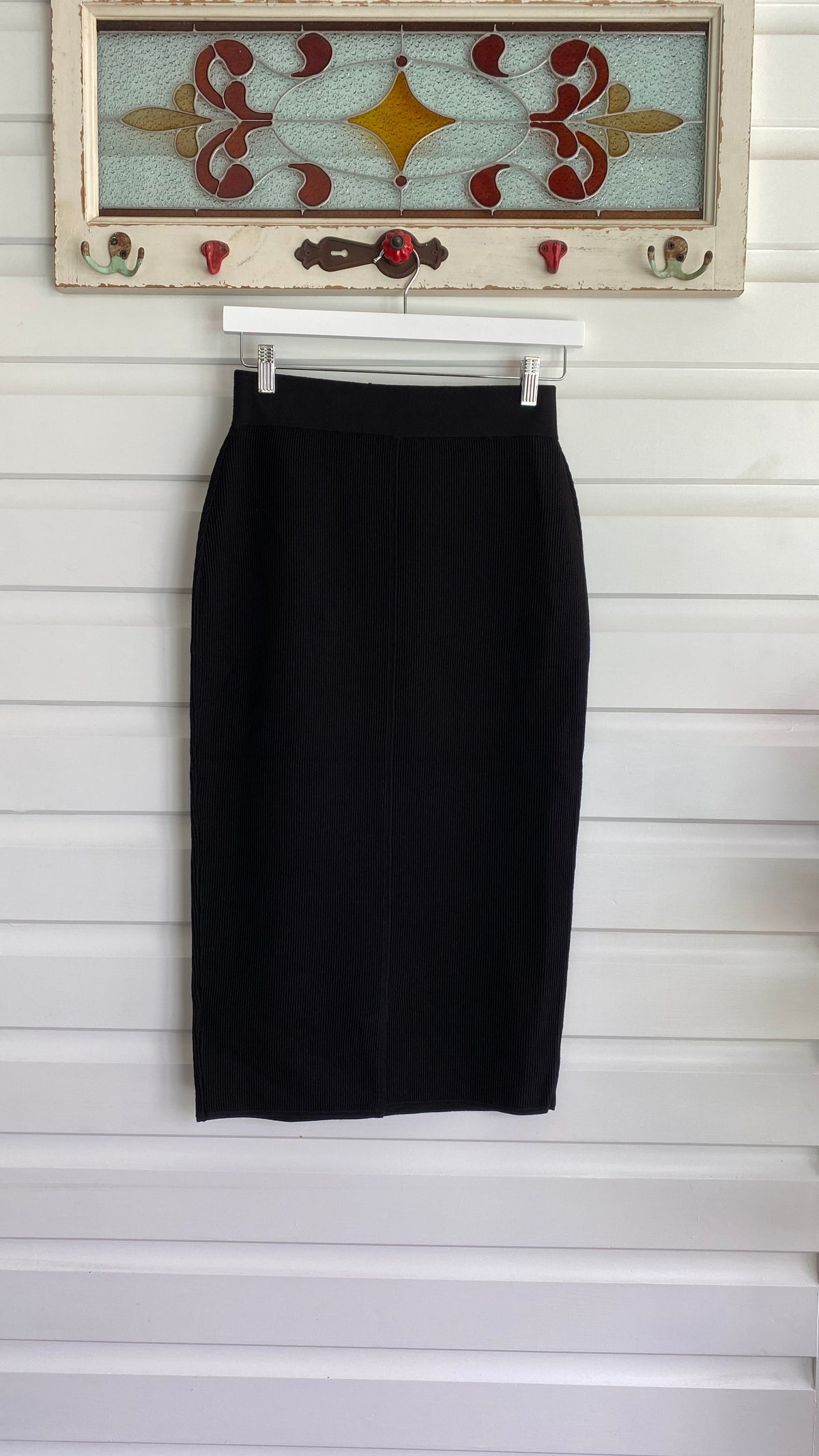 Ribbed Knit Skirt in Black